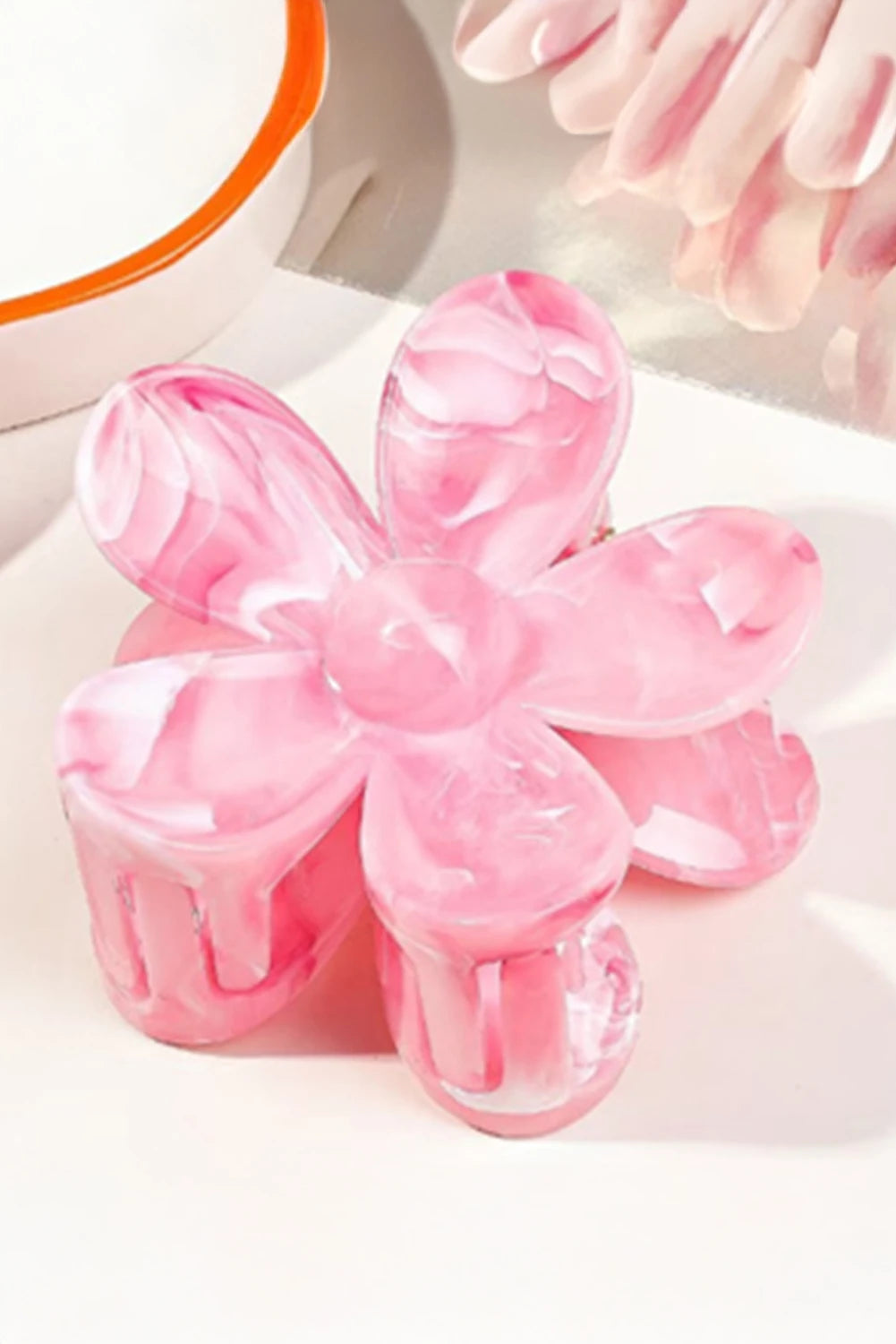 Delilah Pink Hair Claw Clip