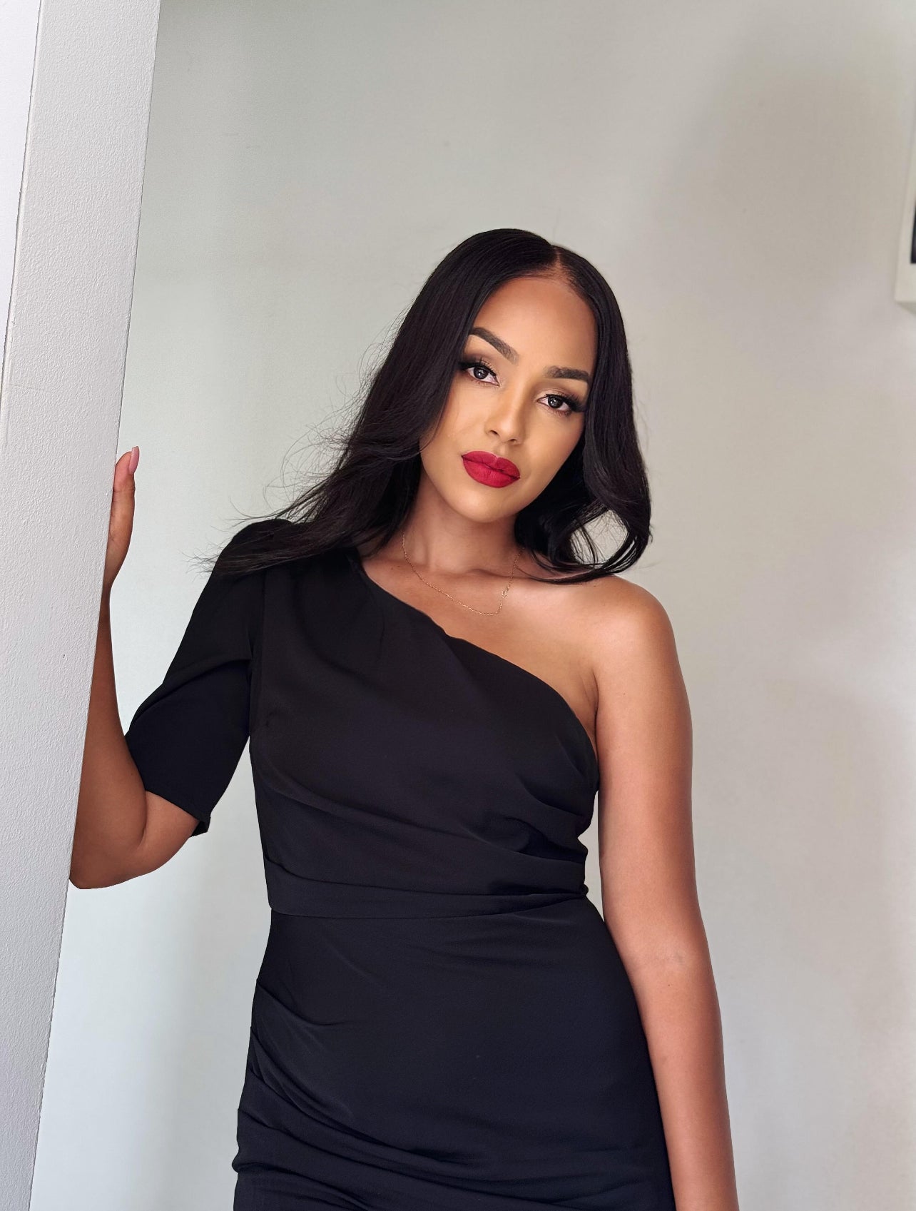 Black One Shoulder Short Dress